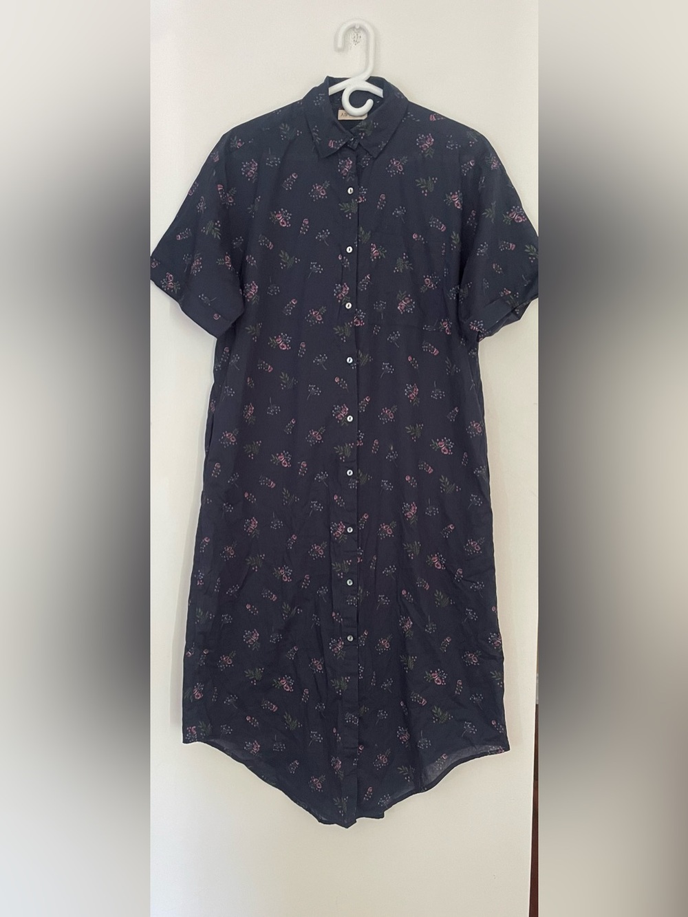 A Bronze Age Floral Shirt Dress XS bruno 
Navy Floral Button-Front - Picture 5 of 11
